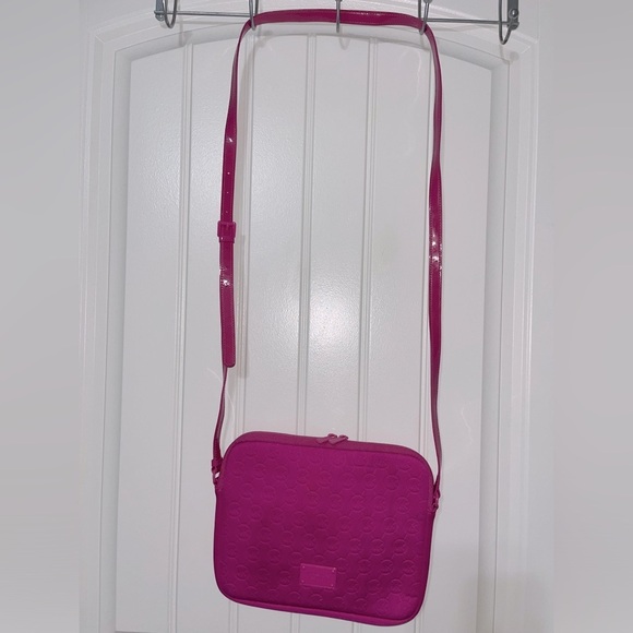 MICHAEL Michael Kors IPad/Tablet/Mini Laptop Neoprene Pink Crossbody Bag - Picture 4 of 15